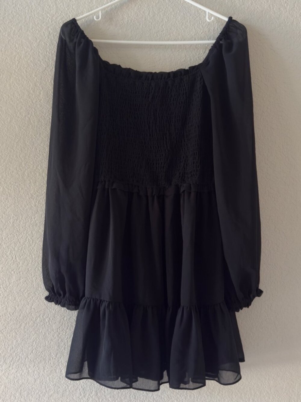 STA E Chic Black Off-the-Shoulder Smocked Mini Dress – Size S